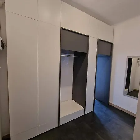 Place 2 * Cluj-Napoca